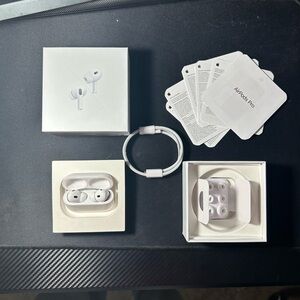 Apple AirPods Pro 2nd Generation